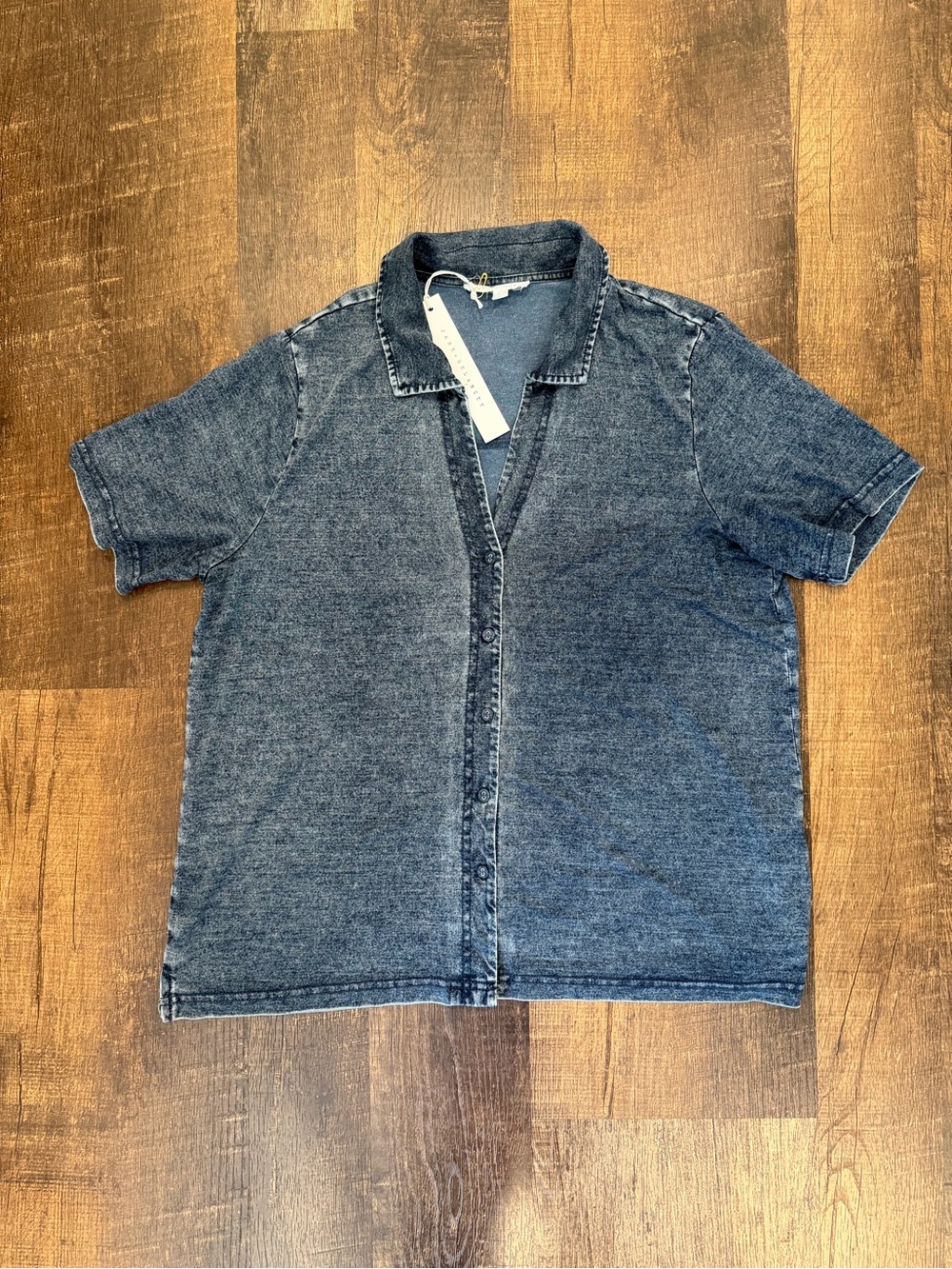Jane + Delancey acid Washed Indigo collared Short Sleeve button down Shirt